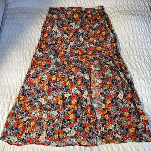 💐floral printed maxi skirt from H&M, size 4 us